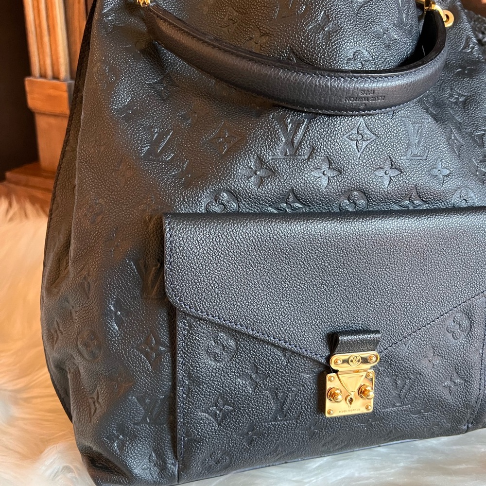 Louis Vuitton Empreinte Metis Hobo